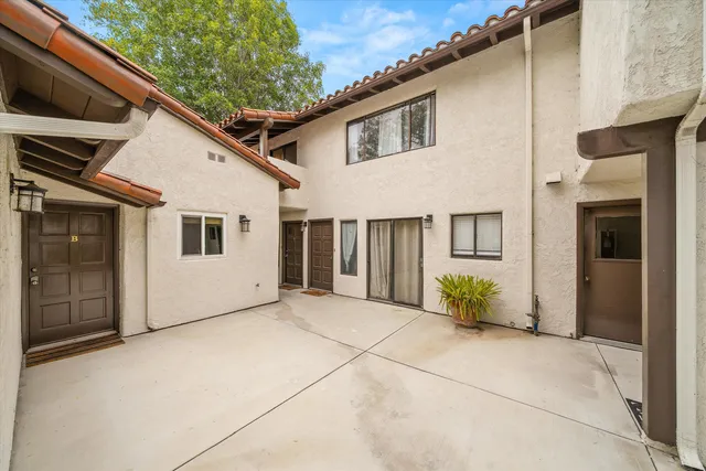 $3,700,000 | 930 Philinda Avenue, Santa Barbara, CA 93103