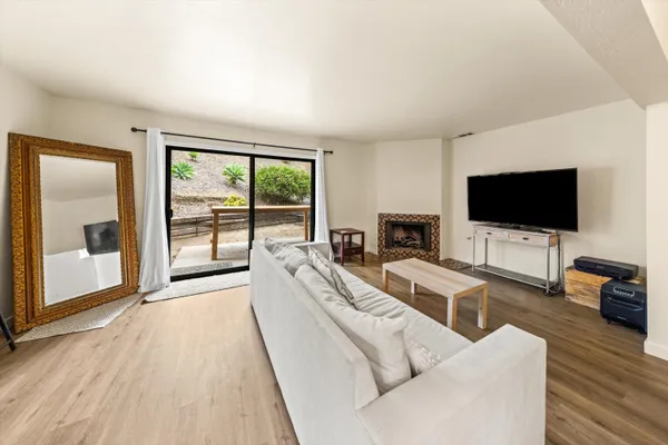 $3,700,000 | 930 Philinda Avenue, Santa Barbara, CA 93103