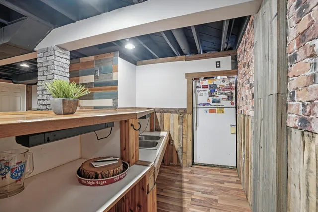 $364,900 | 2131 Sunkist Avenue, Waukesha, WI 53188