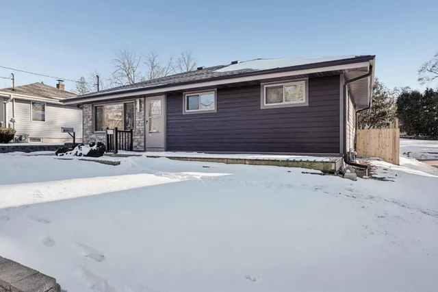 $364,900 | 2131 Sunkist Avenue, Waukesha, WI 53188