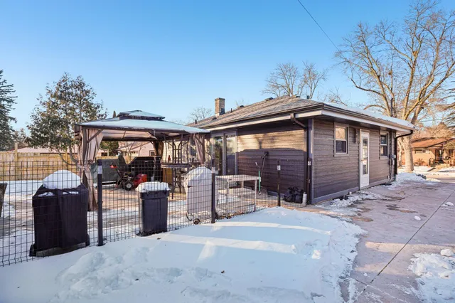 $364,900 | 2131 Sunkist Avenue, Waukesha, WI 53188