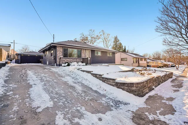 $364,900 | 2131 Sunkist Avenue, Waukesha, WI 53188