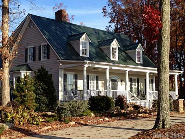 1022 Robinson Road Gastonia, NC 28056 - Photo 2 of 16 Gallery Image 2