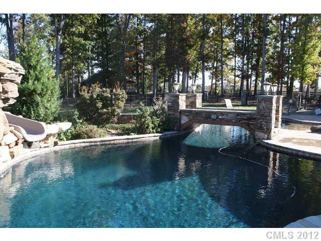 1022 Robinson Road Gastonia, NC 28056 - Photo 4 of 16 Gallery Image 4