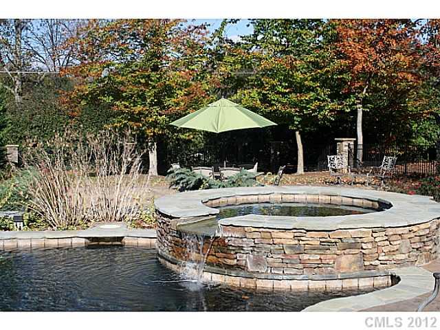 1022 Robinson Road Gastonia, NC 28056 - Photo 5 of 16 Gallery Image 5