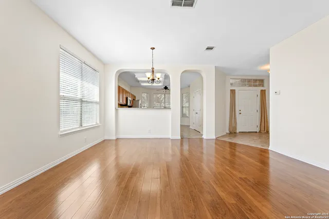 $269,900 | 117 Kitty Hawk Run, Cibolo, TX 78108