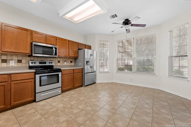 $269,900 | 117 Kitty Hawk Run, Cibolo, TX 78108