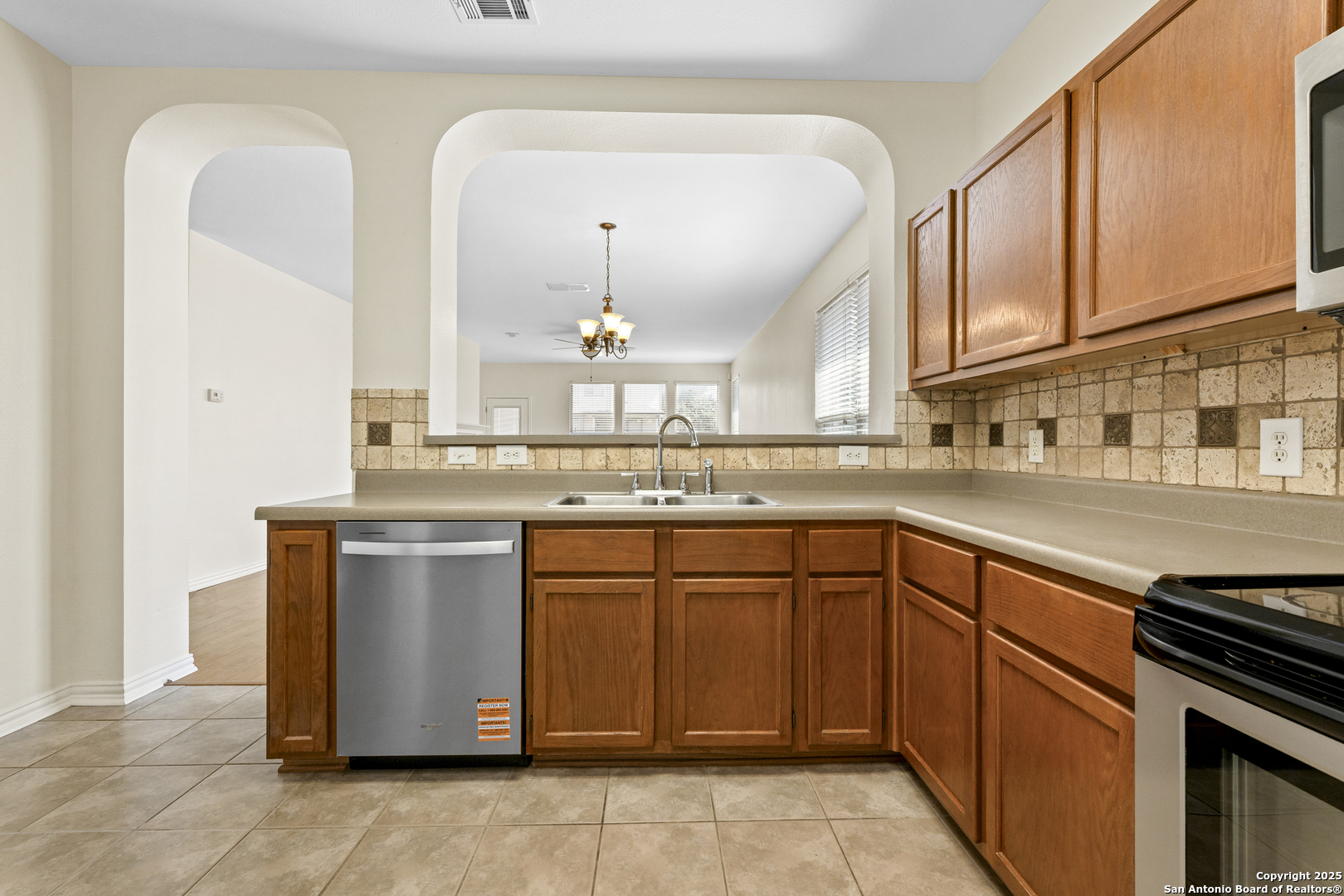 117 Kitty Hawk Run Cibolo, TX 78108 - Photo 15 of 33