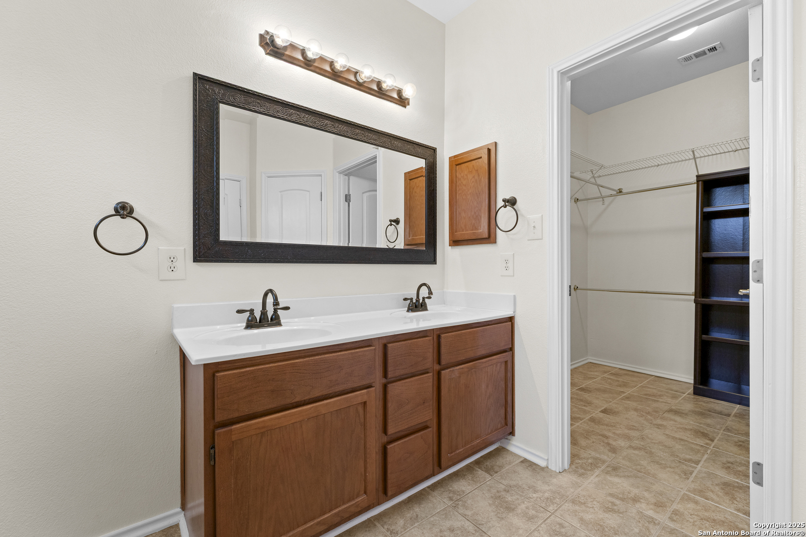 117 Kitty Hawk Run Cibolo, TX 78108 - Photo 20 of 33