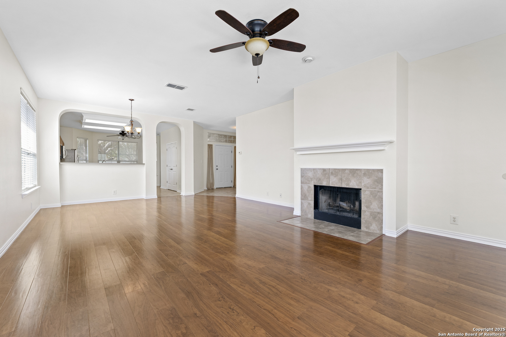 117 Kitty Hawk Run Cibolo, TX 78108 - Photo 5 of 33