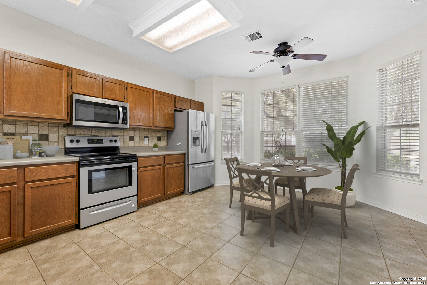 117 Kitty Hawk Run Cibolo, TX 78108 - Photo 10 of 33