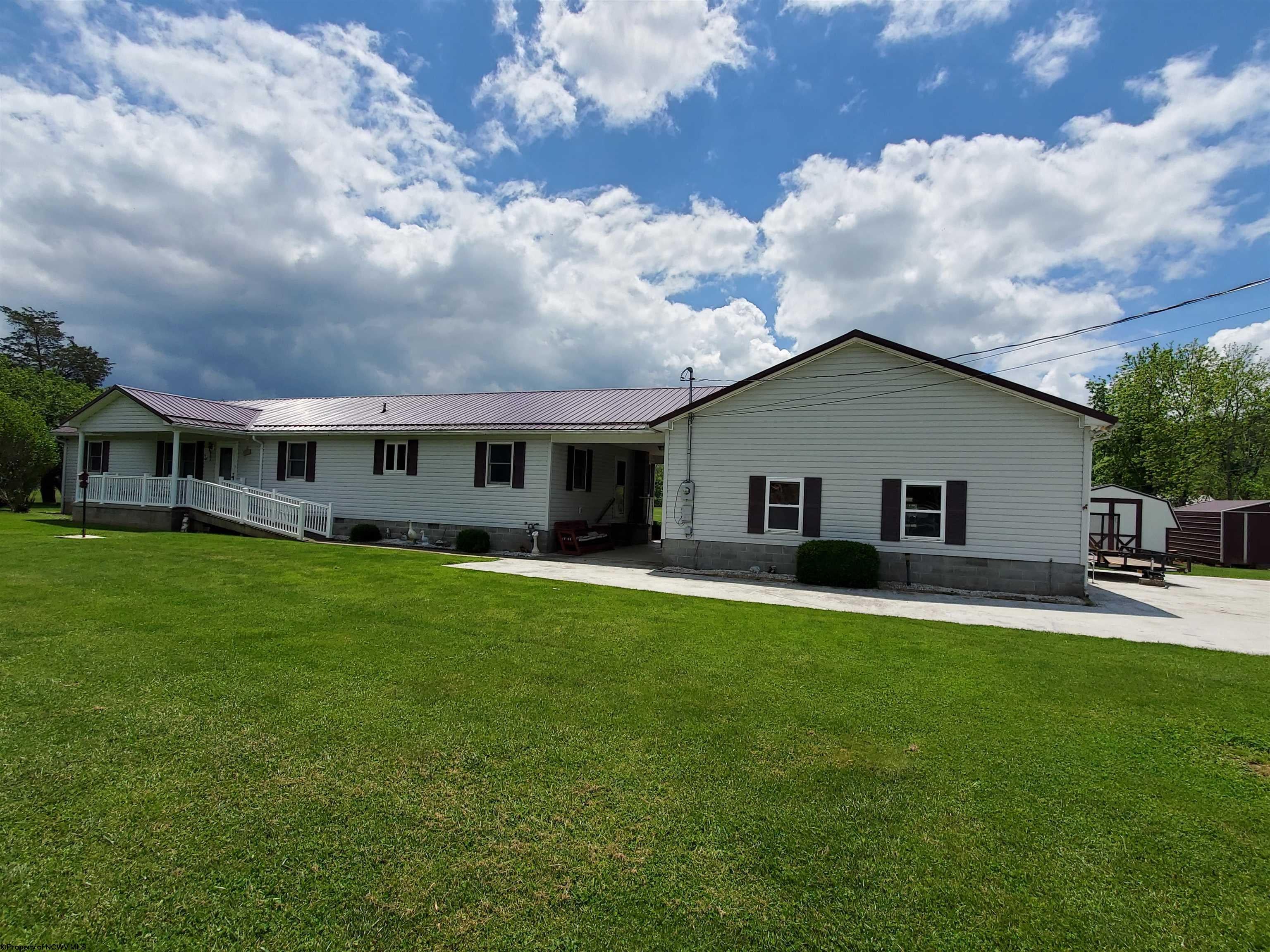 106 Harmony Grove Road Parsons, WV 26287 - Photo 3 of 50 Gallery Image 3