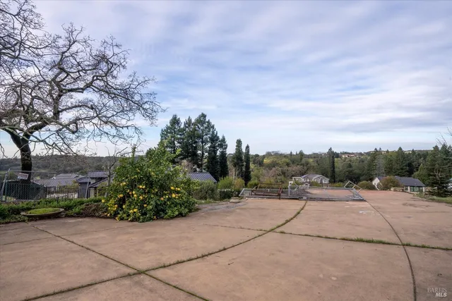 $399,000 | 3600 Crown Hill Drive, Santa Rosa, CA 95404