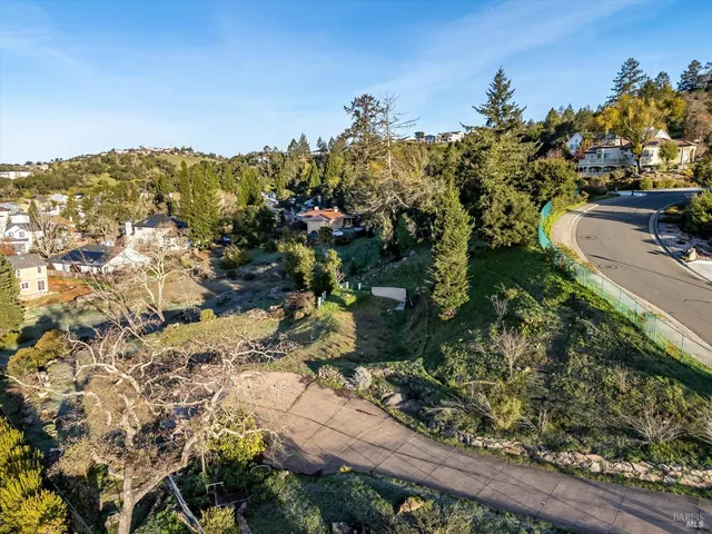$399,000 | 3600 Crown Hill Drive, Santa Rosa, CA 95404