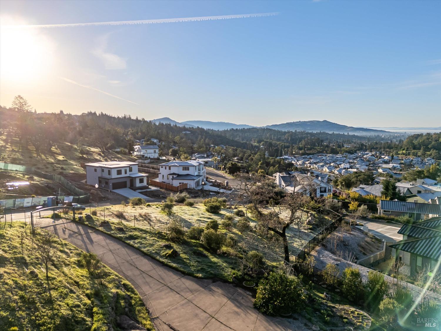 3600 Crown Hill Drive Santa Rosa, CA 95404 - Photo 28 of 29