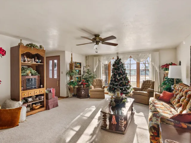 $379,900 | 1330 Fernando Drive, Ashwaubenon, WI 54115