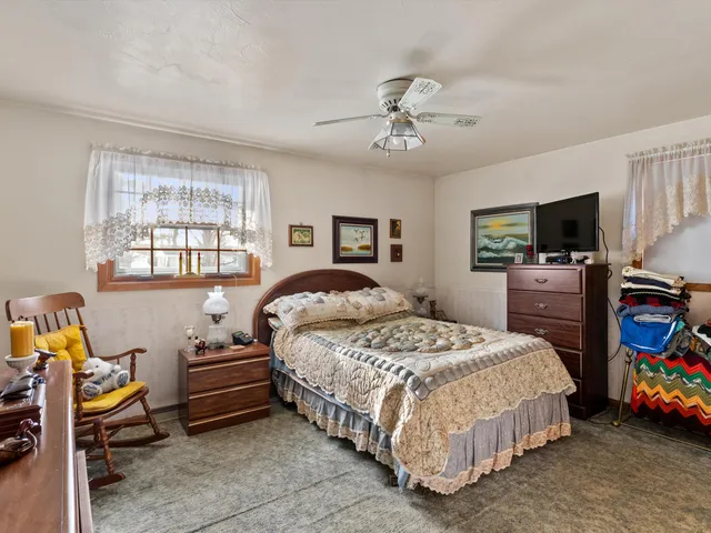 $379,900 | 1330 Fernando Drive, Ashwaubenon, WI 54115