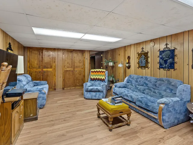 $379,900 | 1330 Fernando Drive, Ashwaubenon, WI 54115