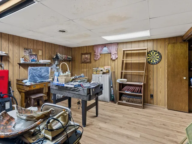 $379,900 | 1330 Fernando Drive, Ashwaubenon, WI 54115