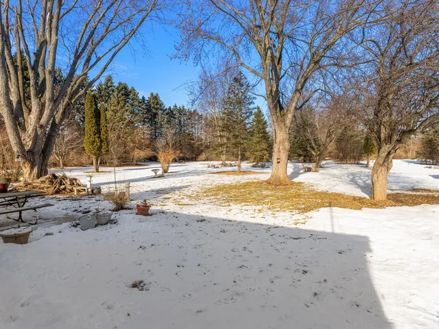 $379,900 | 1330 Fernando Drive, Ashwaubenon, WI 54115