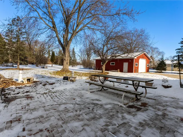 $379,900 | 1330 Fernando Drive, Ashwaubenon, WI 54115