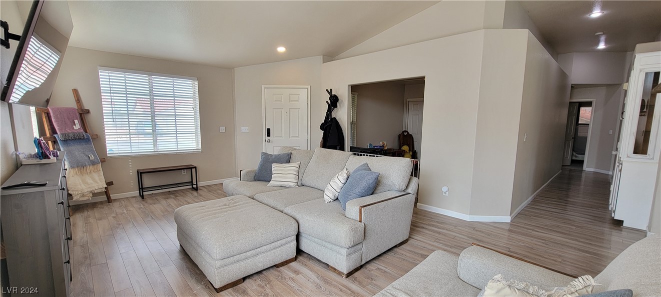 705 Breezy Ridge Drive Henderson, NV 89002 - Photo 11 of 42