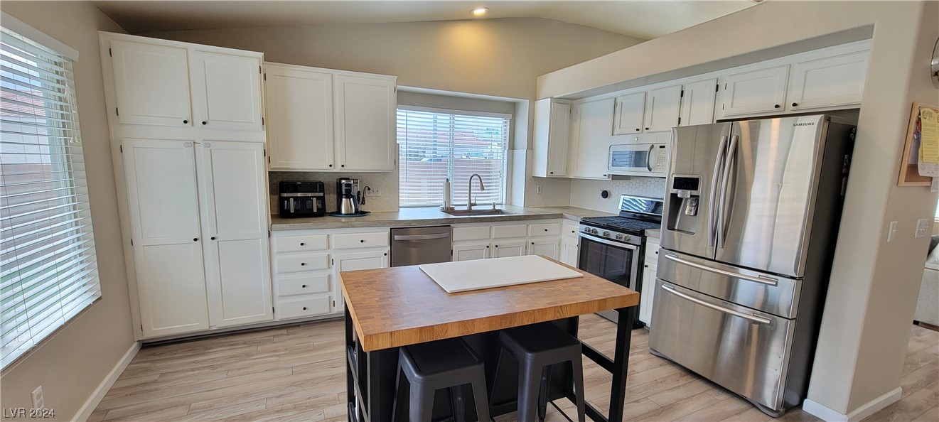 705 Breezy Ridge Drive Henderson, NV 89002 - Photo 19 of 42