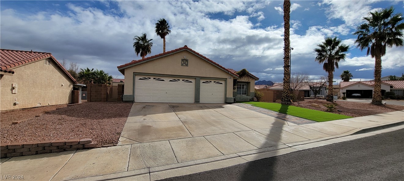 705 Breezy Ridge Drive Henderson, NV 89002 - Photo 3 of 42