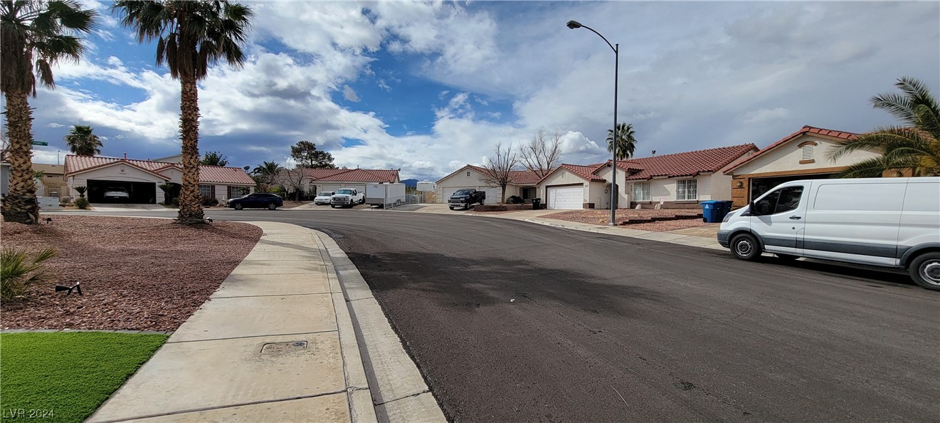 705 Breezy Ridge Drive Henderson, NV 89002 - Photo 6 of 42