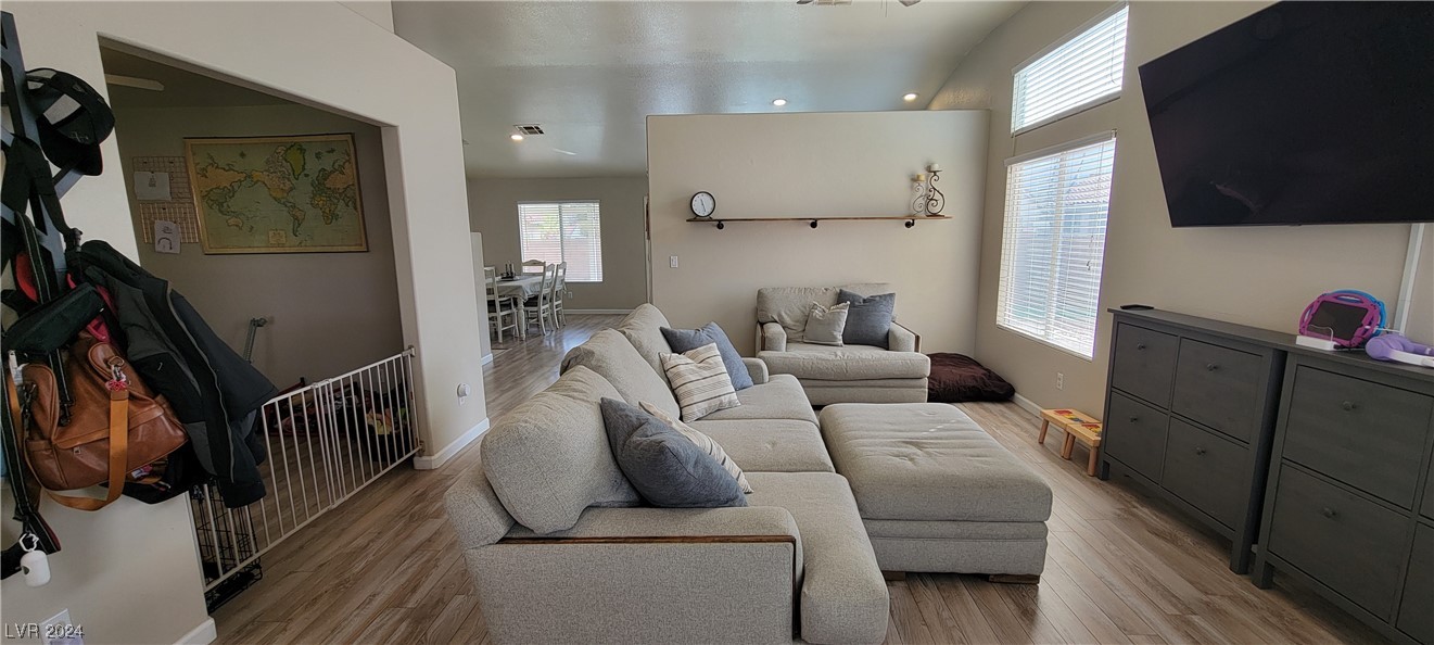 705 Breezy Ridge Drive Henderson, NV 89002 - Photo 8 of 42