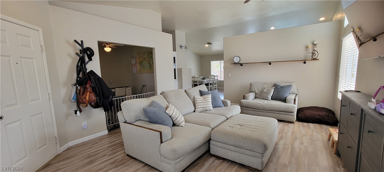 705 Breezy Ridge Drive Henderson, NV 89002 - Photo 10 of 42