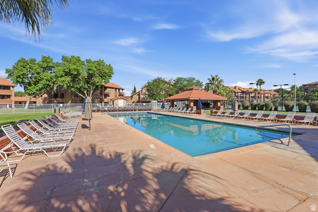 860 South Village Road, Unit V7 St. George, UT 84770 - Photo 17 of 25