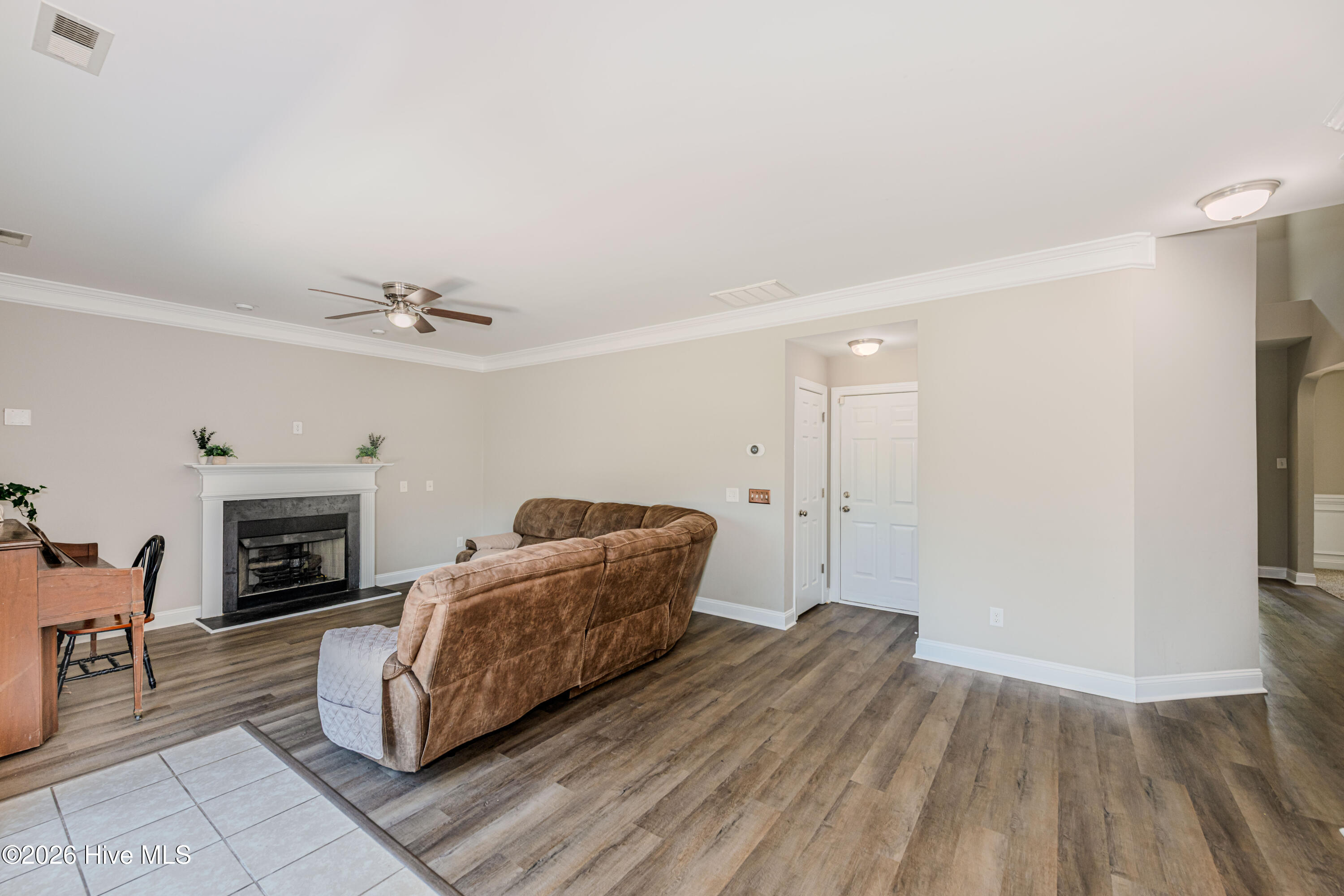 673 Morris Landing Road Holly Ridge, NC 28445 - Photo 18 of 125 Living room