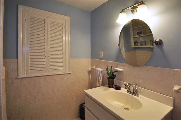 15 Westwind Road Andover, MA 01810 - Photo 11 of 24 Gallery Image 11