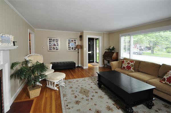 15 Westwind Road Andover, MA 01810 - Photo 9 of 24 Gallery Image 9