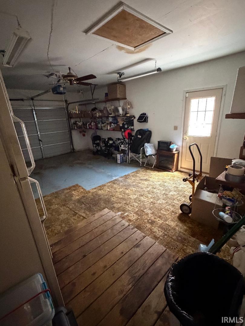 658 South Short Street Dugger, IN 47848 - Photo 9 of 19