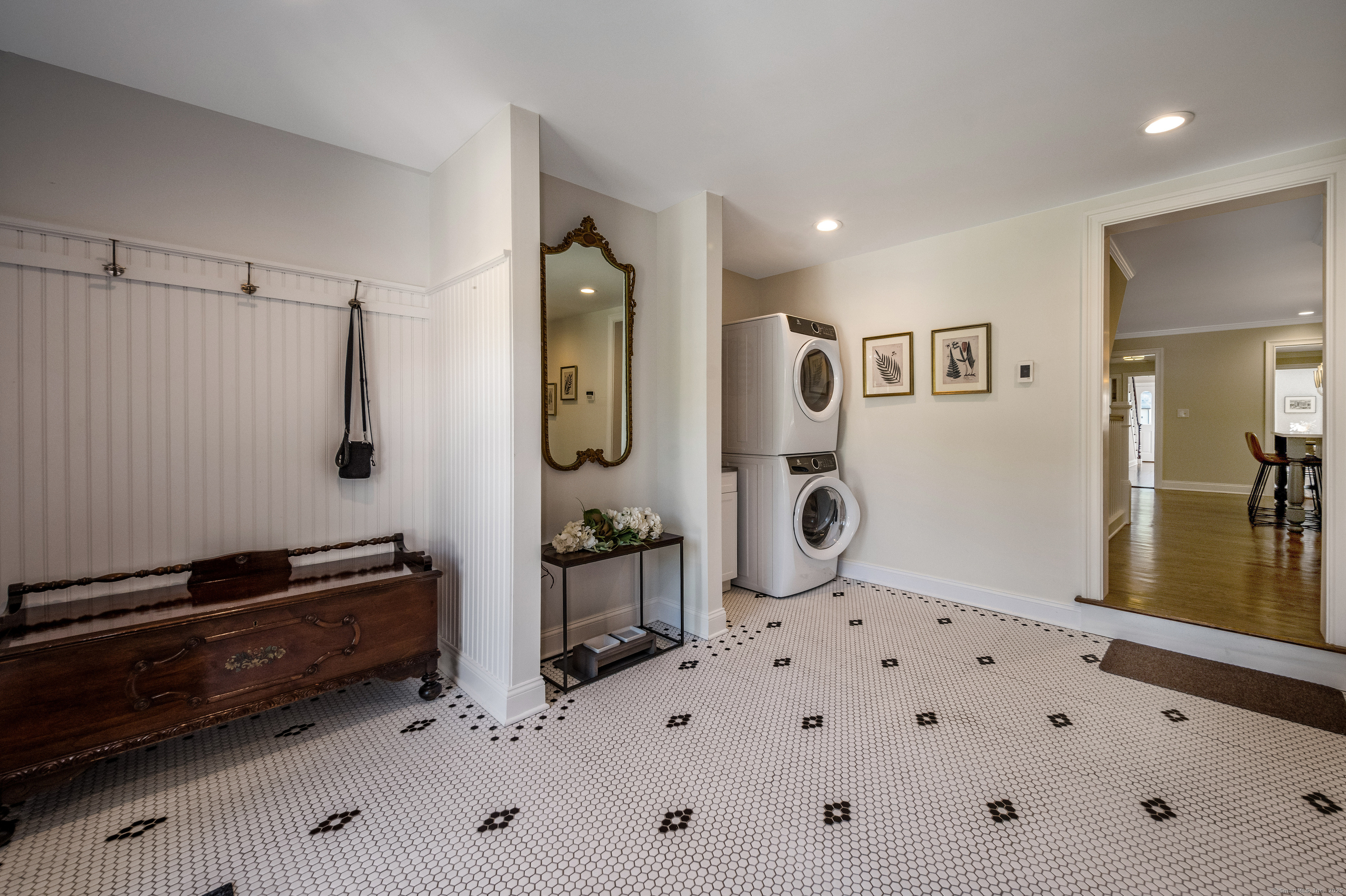 137 Liberty Street Madison, CT 06443 - Photo 11 of 40 a view of livingroom with furniture