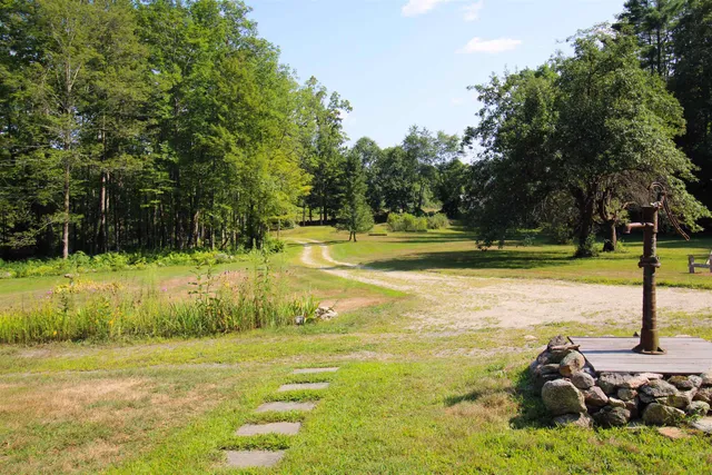 $595,000 | 339 Burt Hill Road, Winchester, NH 03470