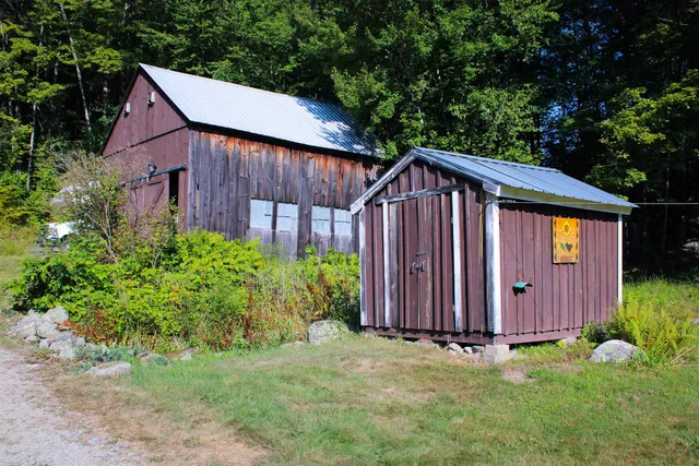 $595,000 | 339 Burt Hill Road, Winchester, NH 03470