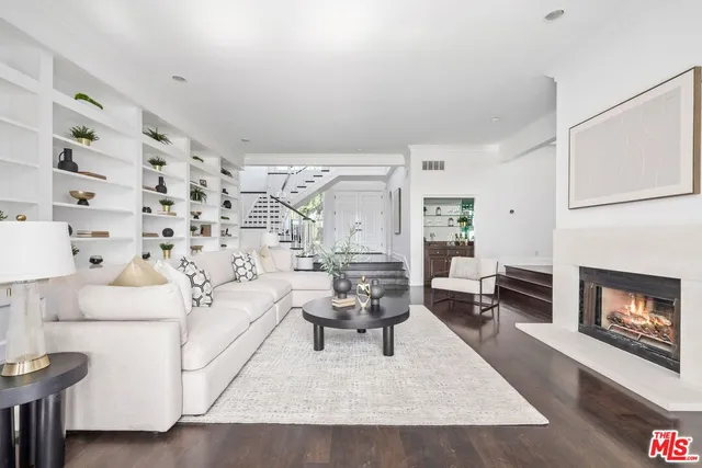 $2,195,000 | 2241 Canyonback Road, Los Angeles, CA 90049
