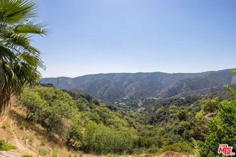 $2,095,000 | 2241 Canyonback Road, Los Angeles, CA 90049