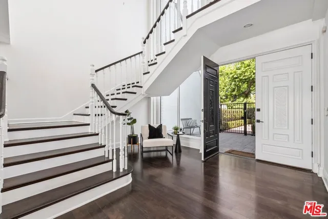 $2,195,000 | 2241 Canyonback Road, Los Angeles, CA 90049