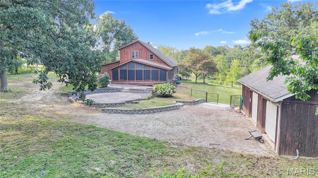 6382 Moro Road Edwardsville, IL 62025 - Photo 5 of 60