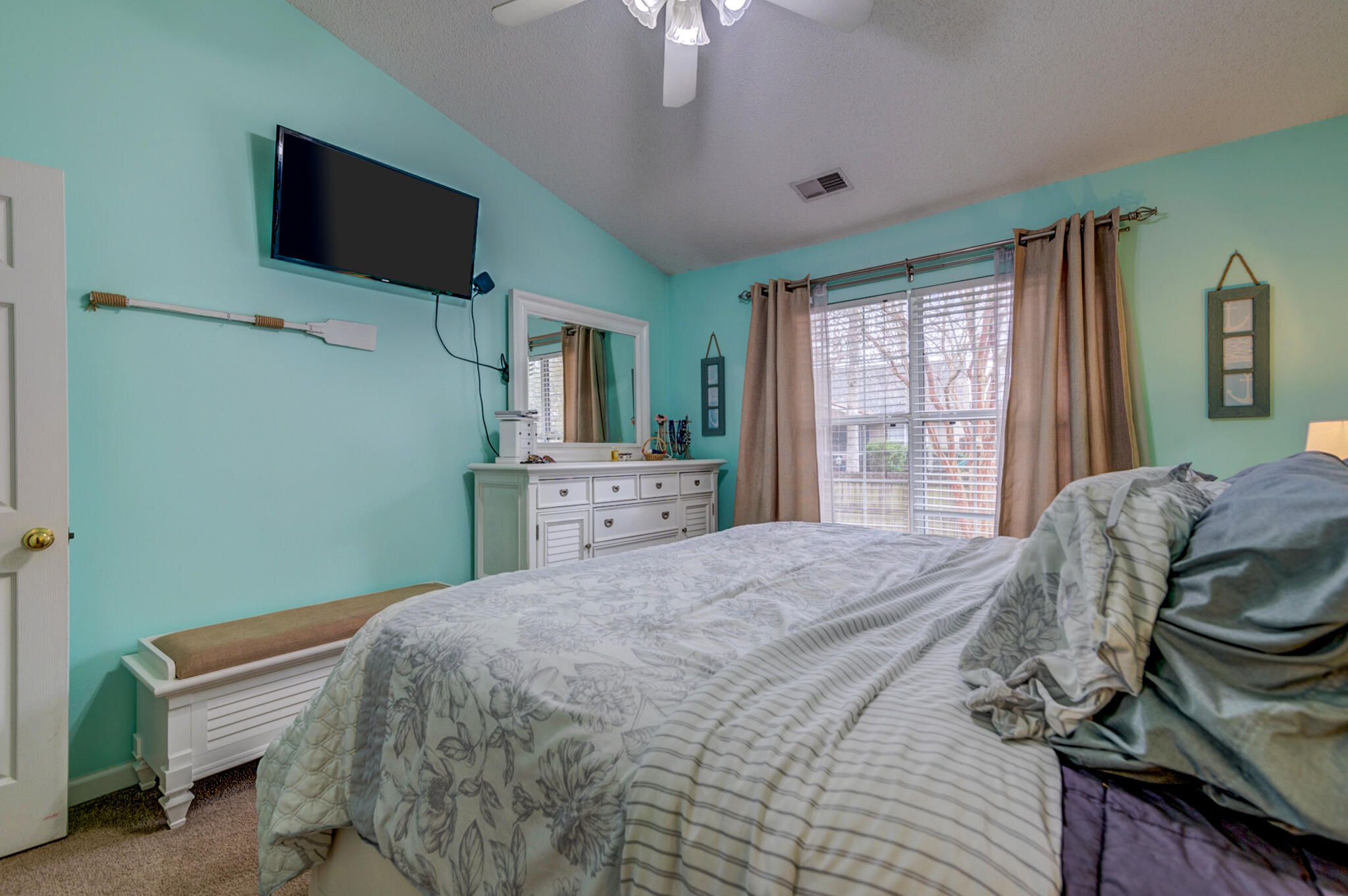 596 Tribeca Court Charleston, SC 29414 - Photo 14 of 40 596 Tribeca - 7 - CHS Media Group