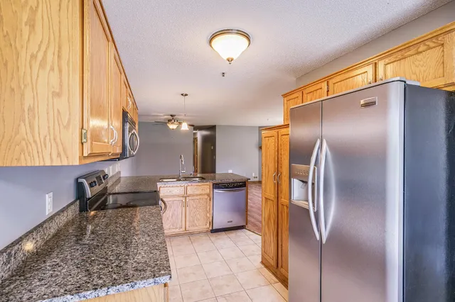 $217,000 | 3167 Manitou Drive, Unit 7, White Bear Lake, MN 55110