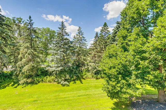 $217,000 | 3167 Manitou Drive, Unit 7, White Bear Lake, MN 55110