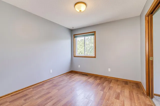 $217,000 | 3167 Manitou Drive, Unit 7, White Bear Lake, MN 55110