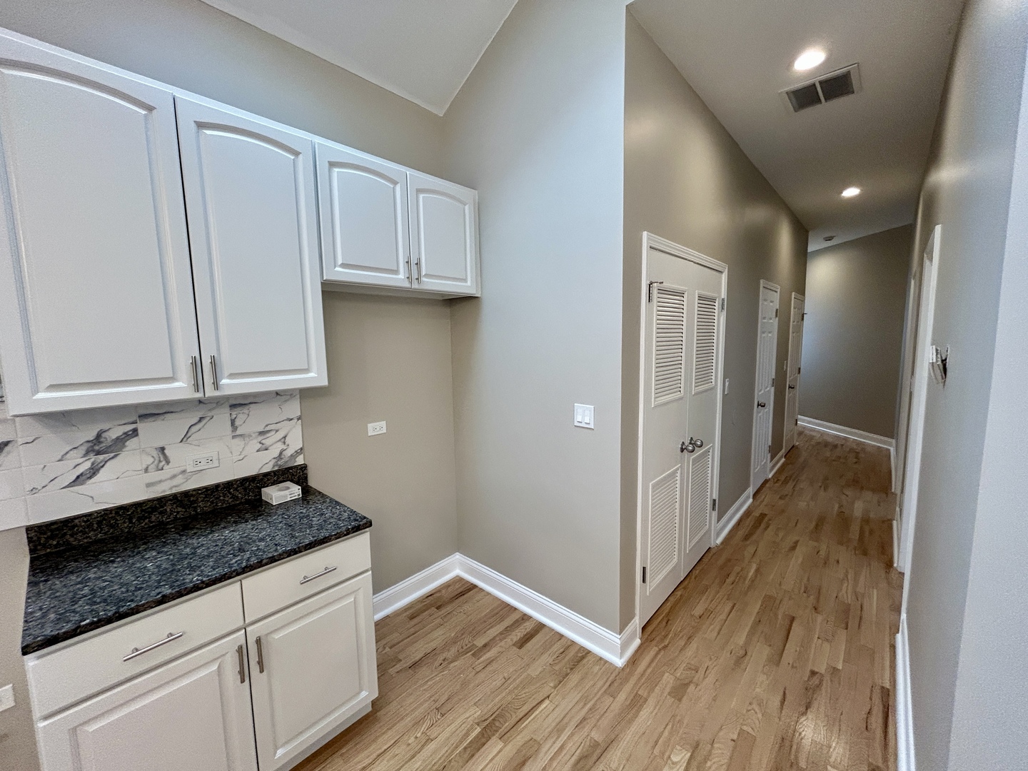 5331 South Calumet Avenue Chicago, IL 60615 - Photo 12 of 67