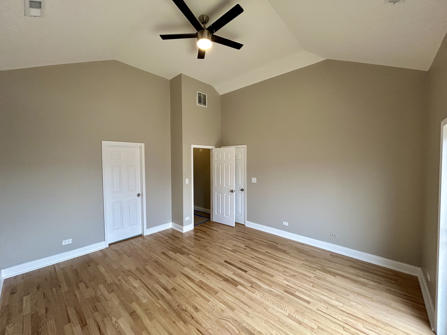 5331 South Calumet Avenue Chicago, IL 60615 - Photo 17 of 67