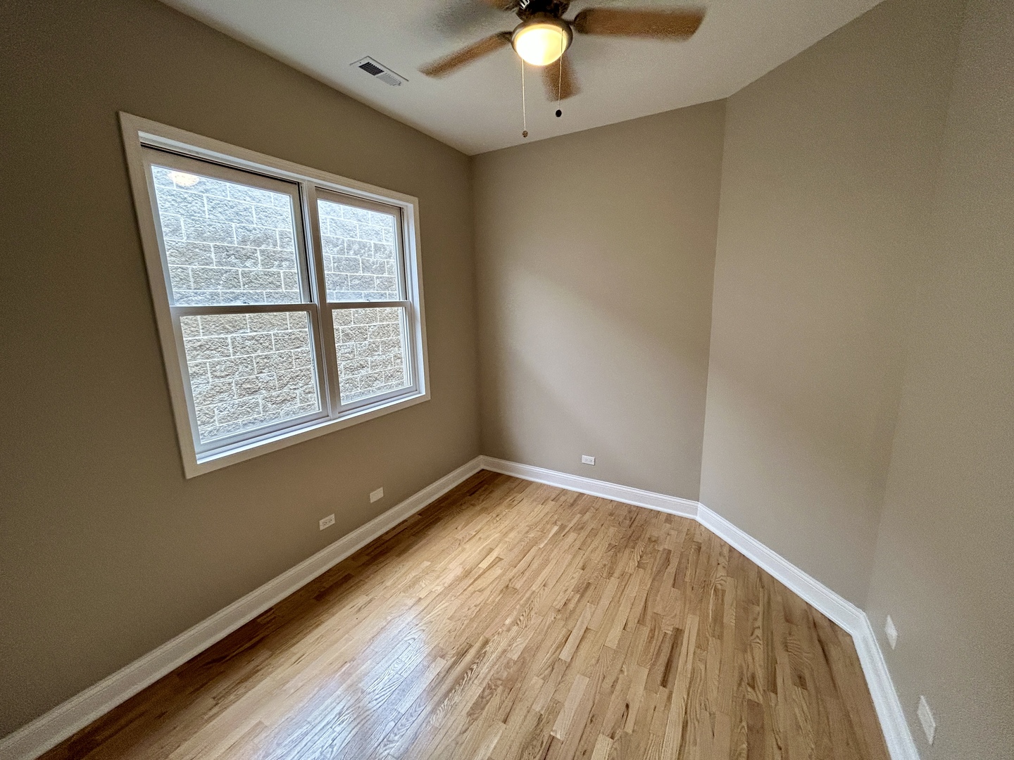 5331 South Calumet Avenue Chicago, IL 60615 - Photo 22 of 67